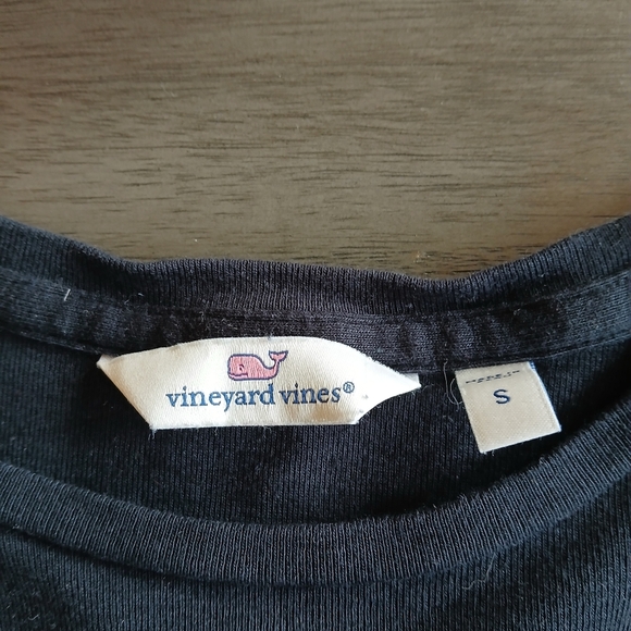 Vineyard Vines long sleeve woman's size small excellent condition - Picture 5 of 5